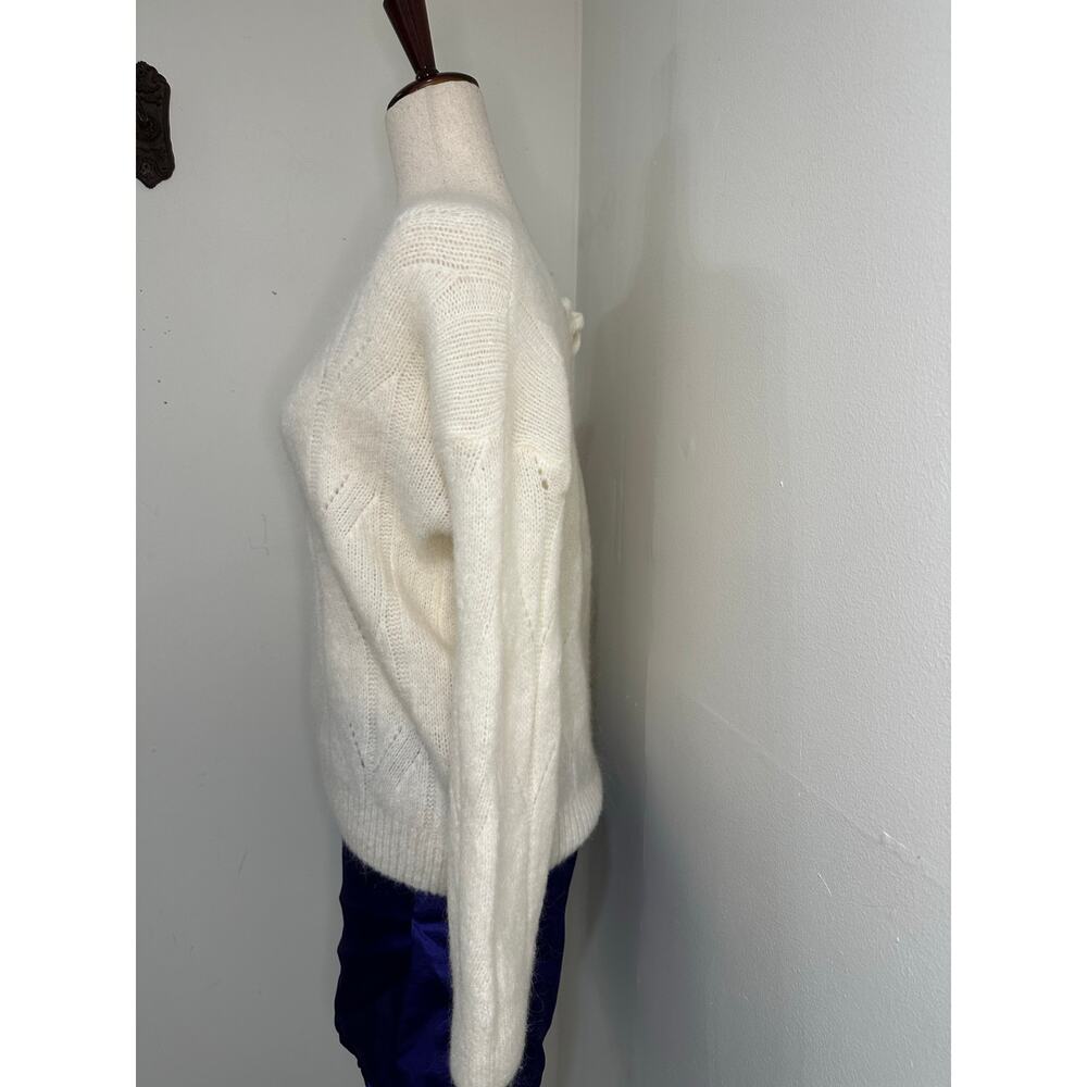 La Petite Maille Women’s French White Keyhole Back Mohair Sweater Size M/L